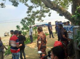 পদ্মা নদীতে দুর্বৃত্তদের হামলা দুই পুলিশ সদস্য নিখোঁজ