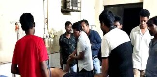 ছাদ থেকে ফেলে দিয়ে কলেজ ছাত্রকে হত্যা