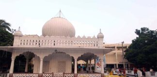 সাধুর হাট বসছে লালনের আখড়া বাড়িতে