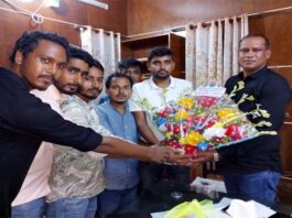 খোকসার ওসির সাথে সাংবাদিক ও সুধীজনের সাক্ষাৎ