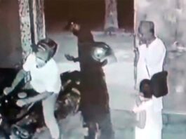 দৌলতপুরে অস্ত্রের মুখে ব্যবসায়ীর ৫ লাখ টাকা ছিনতাই