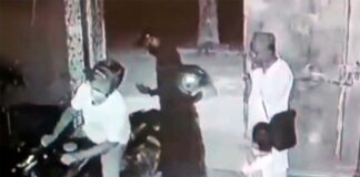 দৌলতপুরে অস্ত্রের মুখে ব্যবসায়ীর ৫ লাখ টাকা ছিনতাই