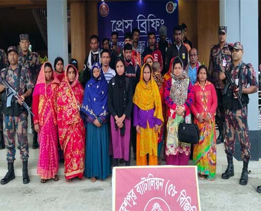 মহেশপুর সীমান্তে ৪ মাসে ৯৩৩ জন আটক