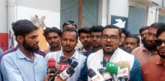 কুষ্টিয়ায় সাধারণ শিক্ষার্থীদের সাথে কেন্দ্রীয় ছাত্রদল নেতাদের মতবিনিময়