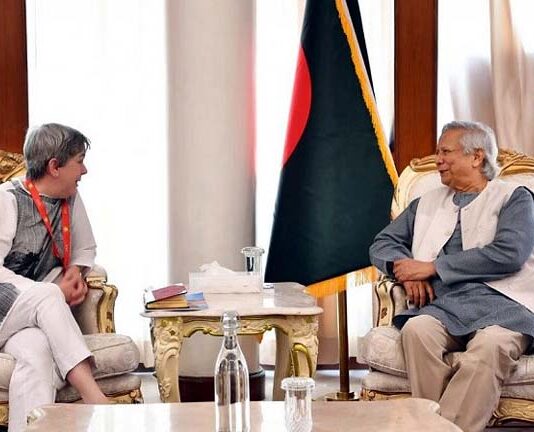 অপপ্রচার রোধে মেটার সহযোগিতা চাইলেন ড. ইউনূস