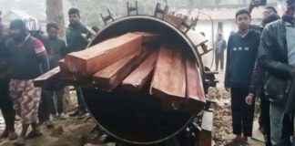 কোটচাঁদপুরে কাঠ রিফাইন কারখানার বয়লার বিস্ফোরণে নিহত দু’জন