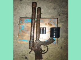 বিএনপি নেতার বাড়ি থেকে অস্ত্র-গুলি ও বোমা উদ্ধার