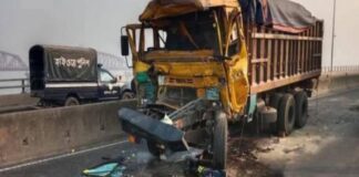 লালন শাহ সেতুর ওপর দুর্ঘটনার ট্রাকের হেলপার নিহত