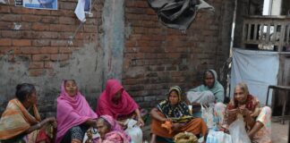 ঘোষনা ও বাস্তবতা