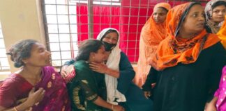 কুমারখালীতে গাড়ি চাপায় চারমাসের শিশু নিহত