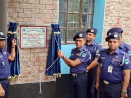 কুষ্টিয়া মডেল থানার কার্যক্রম উদ্বোধন করলেন খুলনা রেঞ্জ ডিআইজি