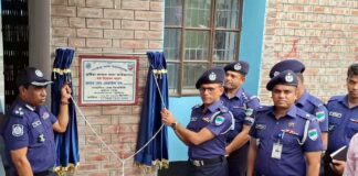 কুষ্টিয়া মডেল থানার কার্যক্রম উদ্বোধন করলেন খুলনা রেঞ্জ ডিআইজি
