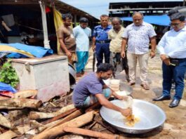 মিষ্টির কারখানার মালিককে ৭০ হাজার টাকা জরিমানা