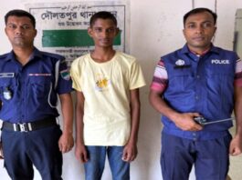 দৌলতপুরে হত্যা মামলার আসামিকে ধরল পুলিশ