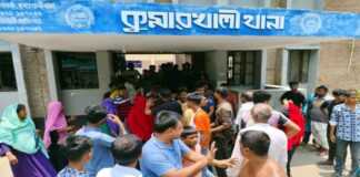 চোর আখ্যা দিয়ে নারীর চুল কেটে নির্যাতন