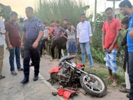 মোটরসাইকেল রেসে প্রাণ গেল দুই বন্ধুর