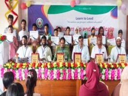 স্টুডেন্টস ওয়েলফেয়ার অ্যাসোসিয়েশনের বৃত্তি ও সনদ প্রদান