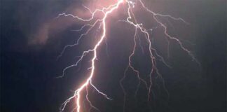 পাংশায় বজ্রপাতে নারী ও শিশুর মৃত্যু হয়েছে