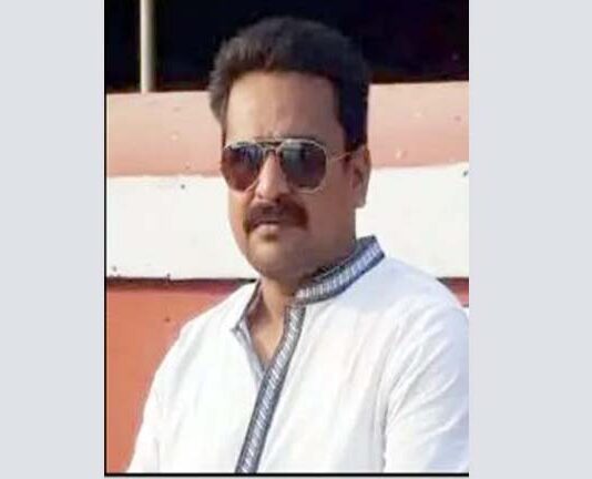 সাংবাদিককে কুপিয়ে হত্যা করলো দুর্বৃত্তরা