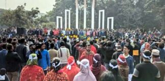 মাধ্যমিকের শিক্ষকরা শহীদ মিনারেই রাত কাটাবেন, কাল থেকে কর্মবিরতি