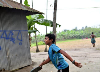 অদম্য শিশু