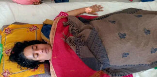 ঝিনাইদহে গৃহবধূকে বিবস্ত্র করে নির্যাতনের অভিযোগ