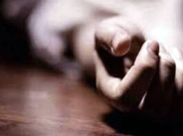 আর্থিক অভাবে অসুস্থ শিশুকে হত্যা করে মায়ের আত্মহত্যা