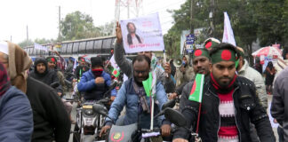 হাদী হত্যার বিচারের দাবিতে আবারও মহাসড়ক অবরোধ হাদী হত্যার বিচারের দাবিতে আবারও মহাসড়ক অবরোধ