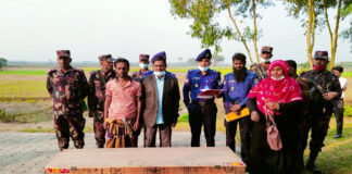 বিএসএফের গুলিতে নিহত যুবকের মরদেহ হস্তান্তর