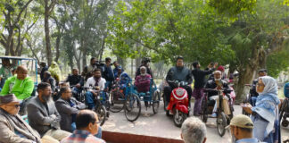 প্রতিবন্ধীদের স্বাবলম্বী হওয়ার স্বপ্ন দেখালেন শিক্ষা সচিব