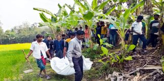 দাফনের ৬ মাস পর কবর থেকে লাশ উত্তোলন