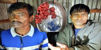 খোকসায় ককটেল তৈরীর সময় দুইজন আটক