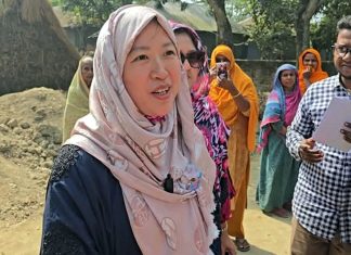 কুষ্টিয়া-৩ আসনের ভোটারদের কাছে নতুন চমক বিএনপি প্রার্থীর চীনা বউ