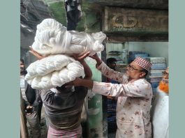 কাপড়ের হাটের সিন্ডিকেট ভেঙে ফেলার ঘোষণা দিলেন এমপি