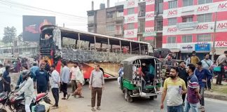 বৈষম্যবিরোধী কর্মী হত্যা ইস্যুতে পেট্রোল পাম্পে ভাংচুর ও বাসে আগুনের অভিযোগ