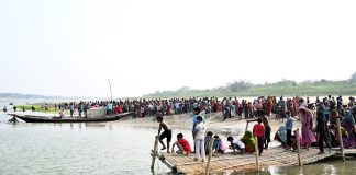 গড়াই নদীতে সাঁতার দিয়ে নিখোঁজ দুই শিশুর সন্ধান মেলেনি