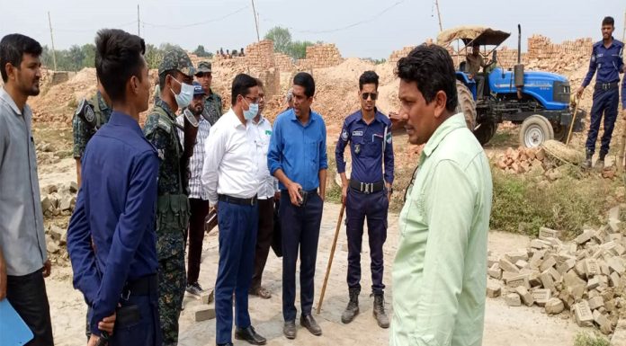 অবৈধ ইটভাটায় ভ্রাম্যমাণ আদালতের অভিযান