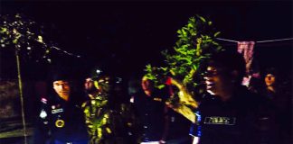 দুই গ্রুপের সংঘর্ষের সময় ২০ বাড়ি ঘর ভাঙচুর লুটপাট