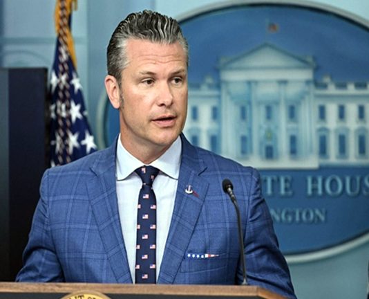 আজ রাতেই ইরানে সর্বোচ্চ হামলা হবে: মার্কিন প্রতিরক্ষামন্ত্রী