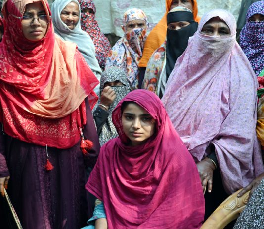 খোকসার নিহত দুই শিশু ও এক যবকের দাফন সম্পন্ন