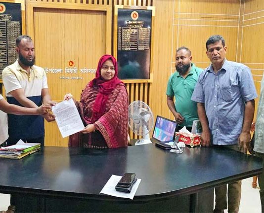 দলিল লেখক কল্যাণ ফান্ডের নামে চাঁদাবাজী অভিযোগ