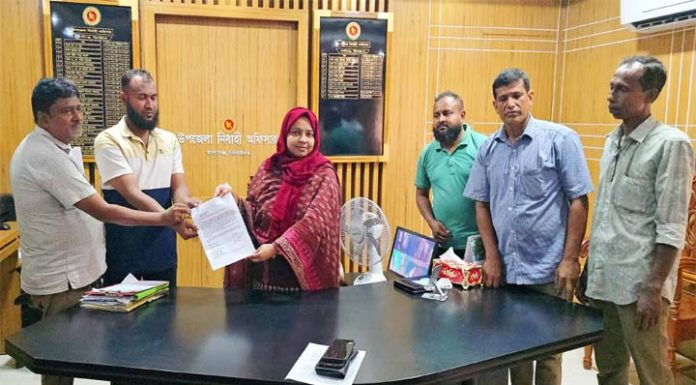 দলিল লেখক কল্যাণ ফান্ডের নামে চাঁদাবাজী অভিযোগ