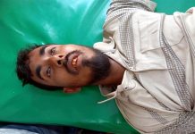 খোকসায় প্রকাশ্য বাজারে দুর্বৃত্তদের গুলিতে যুবক আহত