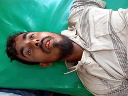 খোকসায় প্রকাশ্য বাজারে দুর্বৃত্তদের গুলিতে যুবক আহত