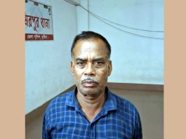 শ্রেনিকক্ষে ছাত্রী ধর্ষনের ঘটনায় বিদ্যালয়ের পিয়ন গ্রেপ্তার