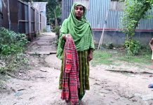 ভ্যানসহ কৃষকের পেঁয়াজ ছিনতাই ঘটনার দুইদিন পার হলো