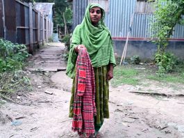 ভ্যানসহ কৃষকের পেঁয়াজ ছিনতাই ঘটনার দুইদিন পার হলো
