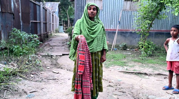 ভ্যানসহ কৃষকের পেঁয়াজ ছিনতাই ঘটনার দুইদিন পার হলো