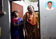 খোকসায় রাস্তার গর্তে ভ্যান উল্টে চালকের মৃত্যু