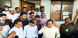 কুমারখালীতে আন্তঃনগর ট্রেনের যাত্রাবিরতির দাবিতে বিক্ষোভ